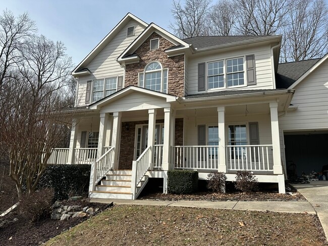 property at 580 Wisteria Dr