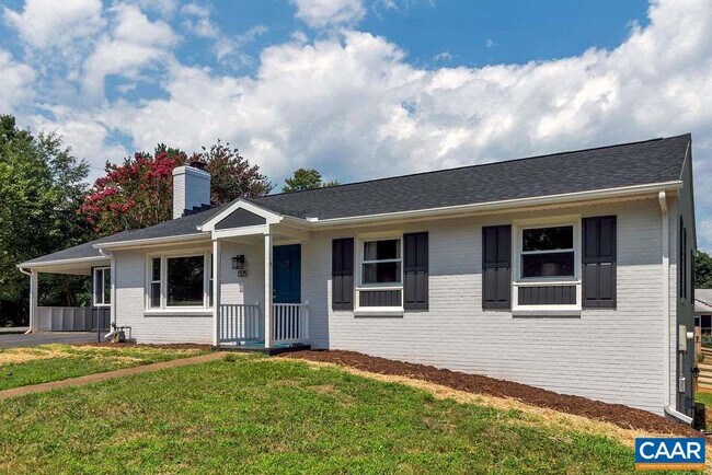 1325 Kenwood Ln in Charlottesville, VA - Building Photo - Building Photo