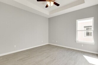 410 Downing Ave in Edinburg, TX - Building Photo - Building Photo