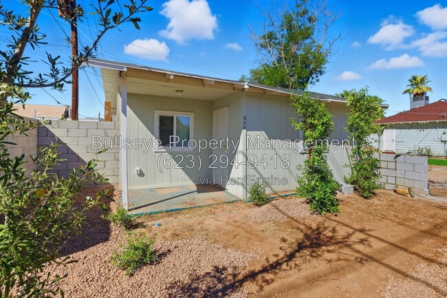 property at 830 N 10th St