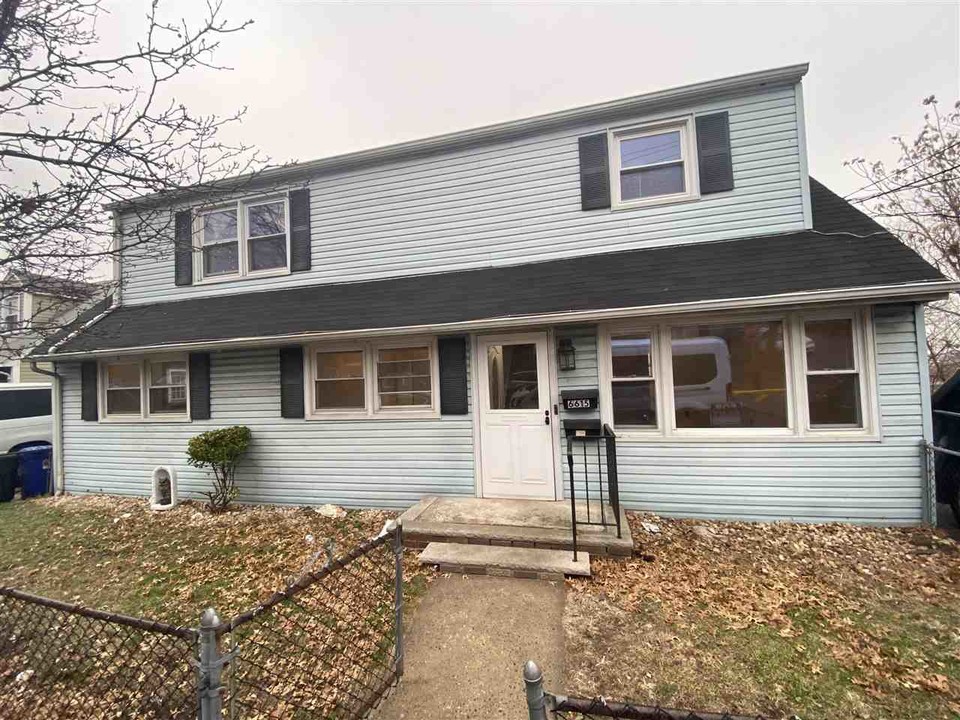 6615 Columbia Ave-Unit -1 in North Bergen, NJ - Building Photo