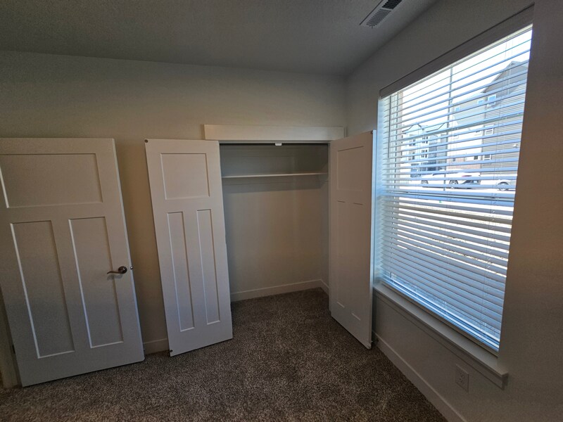 13606 Hanley Ln in Riverton, UT - Building Photo
