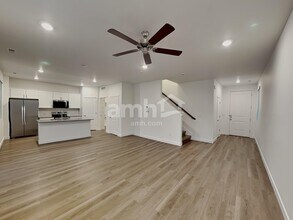 8560 47th Pl NE in Marysville, WA - Building Photo - Building Photo