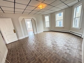 72 Broadway in Methuen, MA - Building Photo