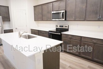 4023 N Ghost Holw Wy in Casa Grande, AZ - Building Photo - Building Photo