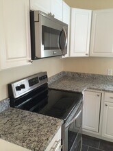 145 Eastern Ave NE in Grand Rapids, MI - Foto de edificio - Building Photo