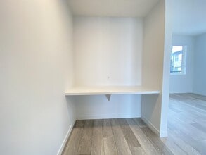 6505 Country Hills Blvd NE in Calgary, AB - Building Photo - Building Photo