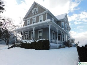 300 S 9th St in Lehighton, PA - Building Photo - Building Photo