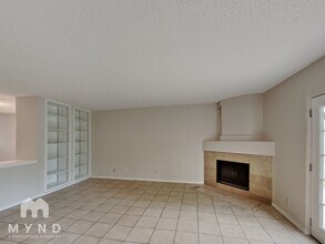 2802 Redrock Trail in San Antonio, TX - Building Photo - Building Photo
