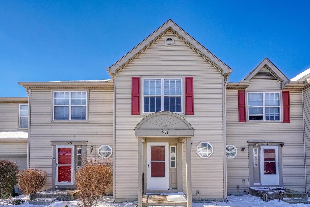 1981 Camino Ln in Hilliard, OH - Building Photo