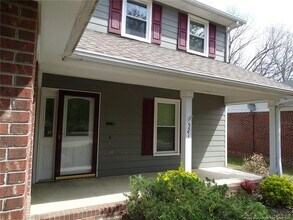 521 Old Farm Rd in Fayetteville, NC - Building Photo - Building Photo