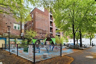 9 N Margin St, Unit 2 in Boston, MA - Foto de edificio - Building Photo