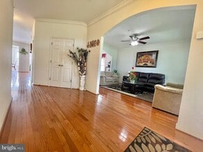 23110 Mistflower Dr in Clarksburg, MD - Building Photo - Building Photo
