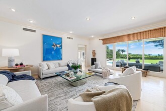 143 E Inlet Dr in Palm Beach, FL - Foto de edificio - Building Photo