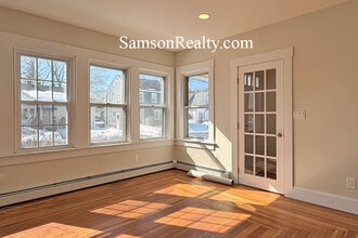 178 Hillside Ave, Unit 1 in Pawtucket, RI - Foto de edificio - Building Photo