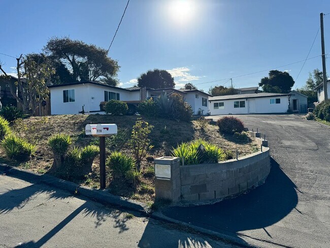 59 Davis Ave, Unit D in Freedom, CA - Building Photo - Building Photo