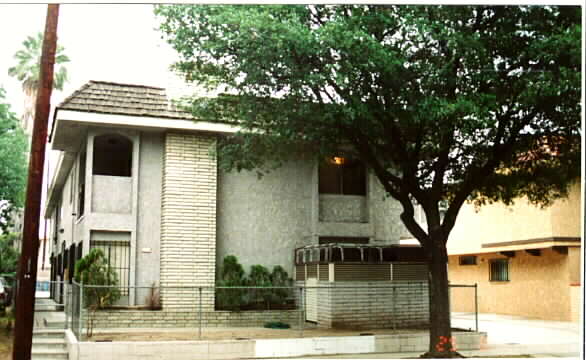 212 N Marguerita Ave in Alhambra, CA - Building Photo