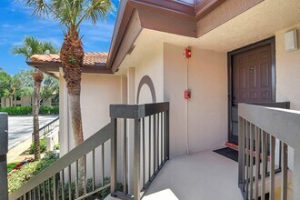 5151 W Club Cir in Boca Raton, FL - Building Photo - Building Photo