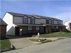 302 Cates Dr Apartments