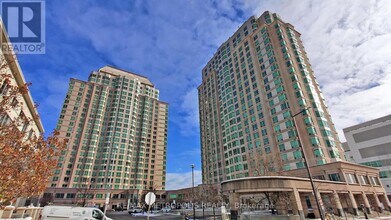 11 Lee Centre Dr in Toronto, ON - Building Photo - Building Photo