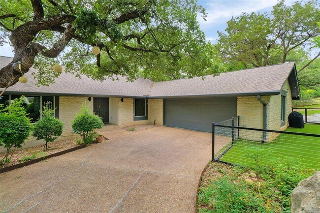 property at 3801 Laurel Ledge Ln