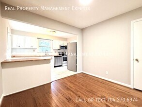 1843 Camp Greene St in Charlotte, NC - Building Photo - Building Photo