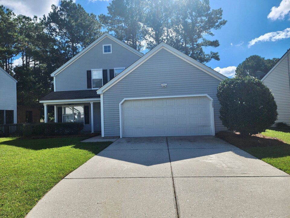 1203 Palm Cove Dr in Charleston, SC - Foto de edificio