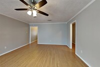 10015 Peachridge Dr in Houston, TX - Building Photo - Building Photo