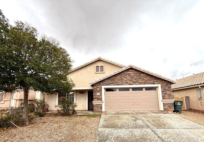 3059 Mallory Loop in Kingman, AZ - Building Photo - Building Photo