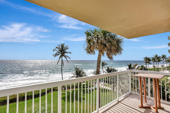 property at 1069 Hillsboro Mile