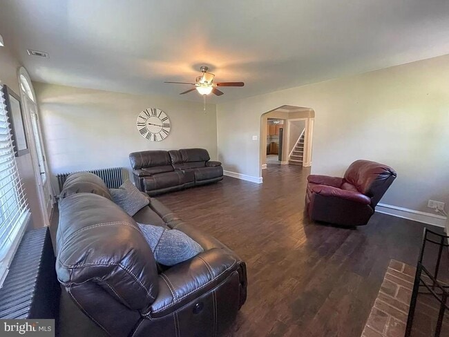 2249 W Walnut St in Colmar, PA - Building Photo - Building Photo