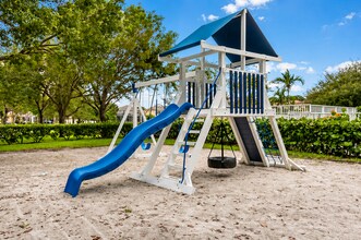 4311 N Magnolia Cir in Delray Beach, FL - Building Photo - Building Photo