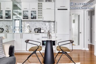 240 W 73rd St in New York, NY - Building Photo - Building Photo