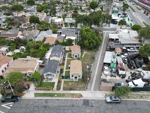 2510 E Harrison St in Carson, CA - Building Photo - Building Photo