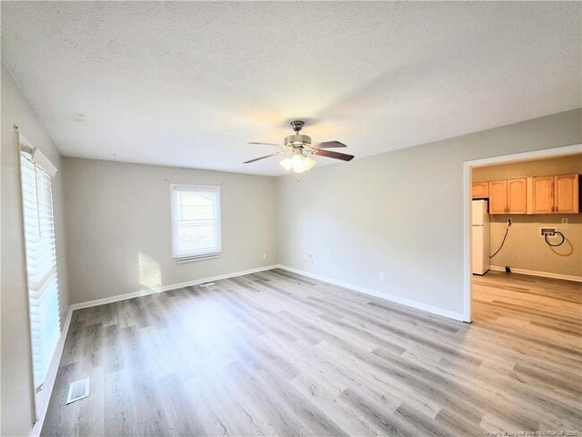 425 Morley Dr in Fayetteville, NC - Building Photo - Building Photo