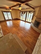 202 S 3rd St in Sanger, TX - Building Photo - Building Photo