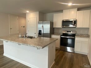 6089 Secretariat Wy in Pensacola, FL - Building Photo - Building Photo