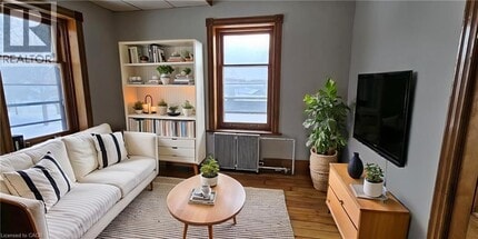 130 Brown St in Cambridge, ON - Building Photo - Building Photo