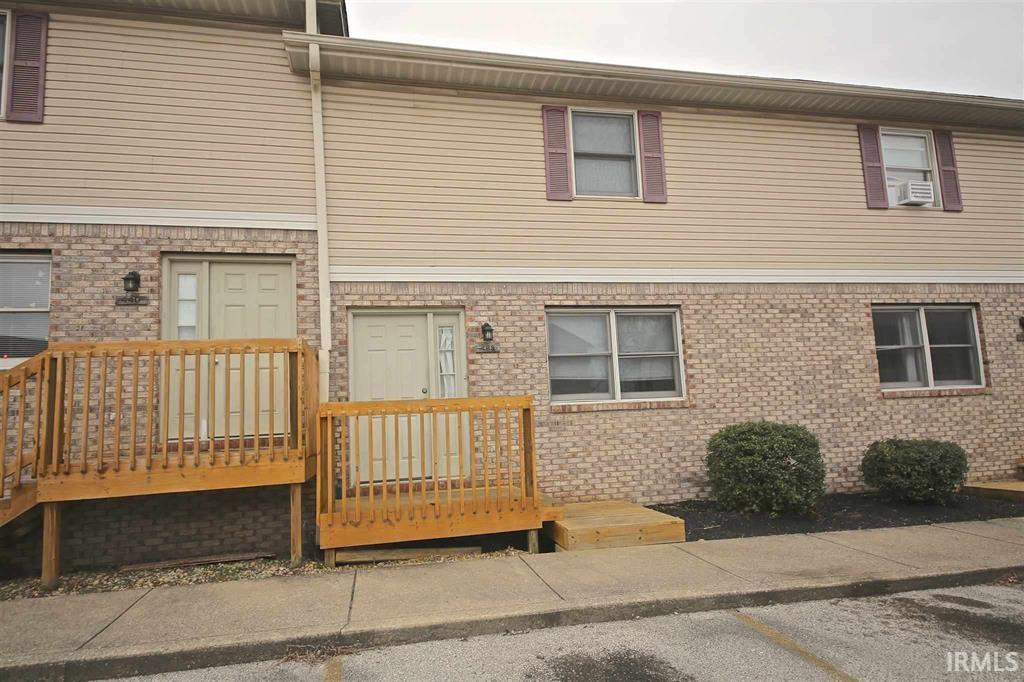 438 W Northlane Dr in Bloomington, IN - Building Photo