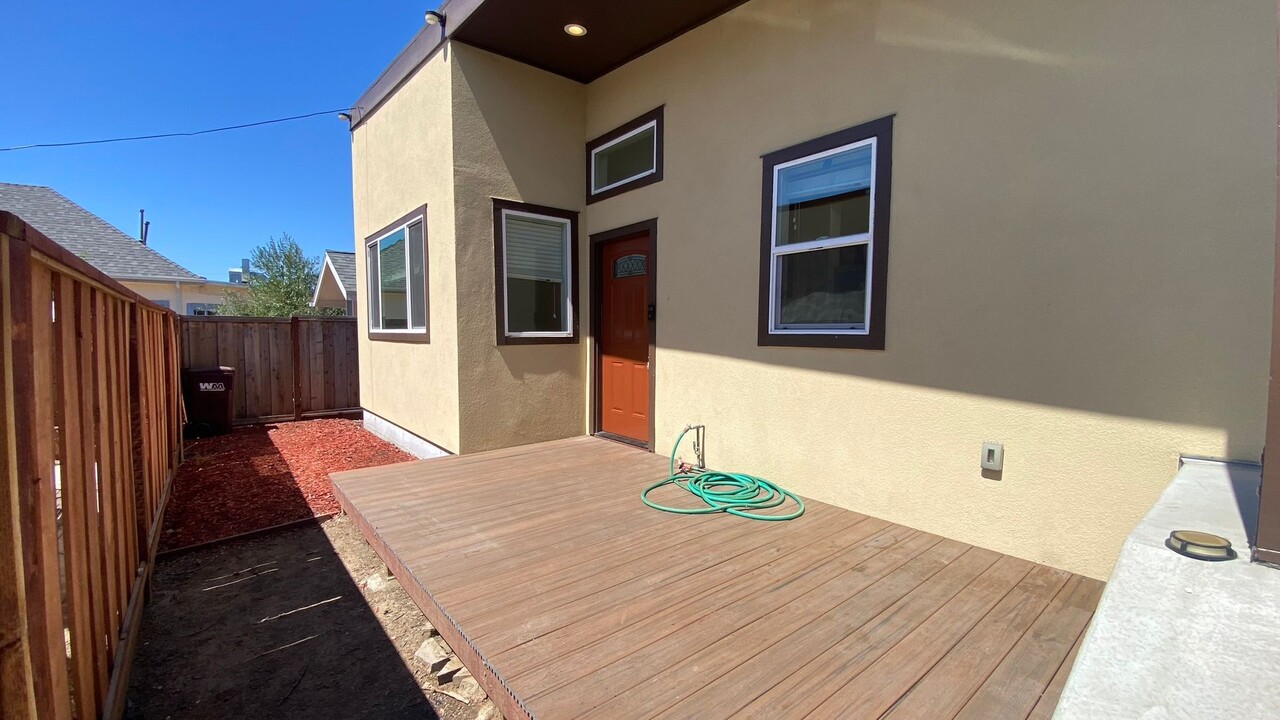 3926 Penniman Ave in Oakland, CA - Building Photo