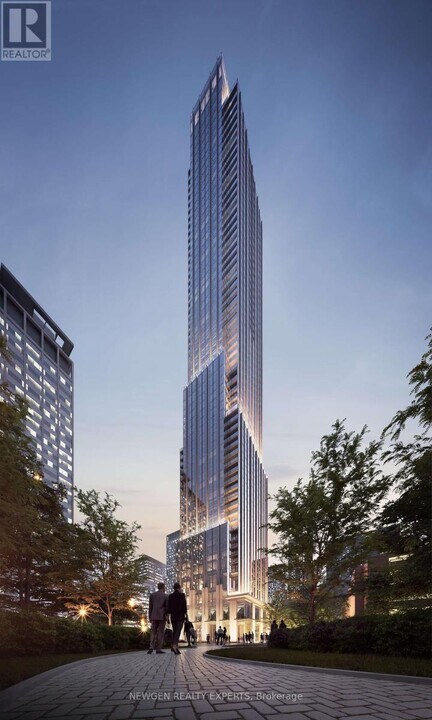 11-2411 Yorkville Ave in Toronto, ON - Building Photo