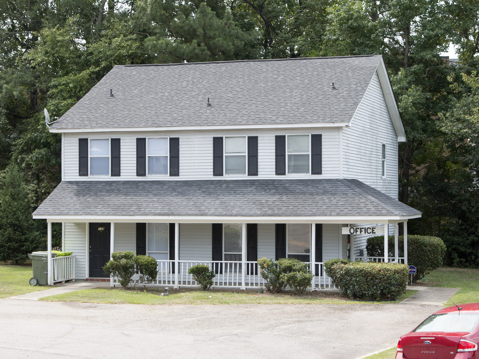 Windridge Townhomes in Columbia, SC - Foto de edificio