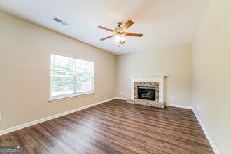 38 Moss Way in Cartersville, GA - Building Photo - Building Photo