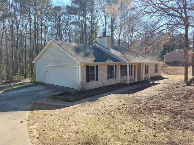 property at 4593 Lower Fayetteville Rd