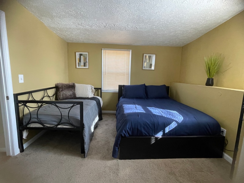 888 W Lombard St, Unit Unit B in Baltimore, MD - Building Photo