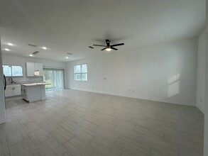 486 Sunset Rd N in Rotonda West, FL - Building Photo - Building Photo