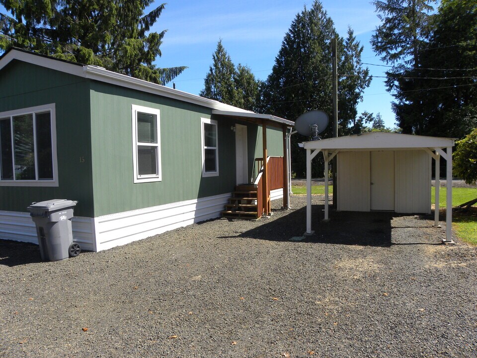 5609 Olympic Hwy in Aberdeen, WA - Building Photo