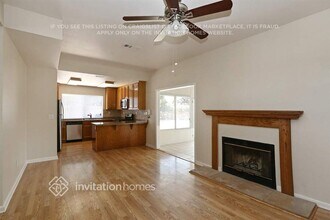 5537 Blue Sapphire Way in Elk Grove, CA - Building Photo - Building Photo