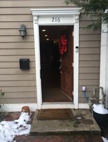 216 9th St SE in Washington, DC - Building Photo