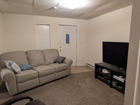 23 N 2nd St in Stroudsburg, PA - Building Photo